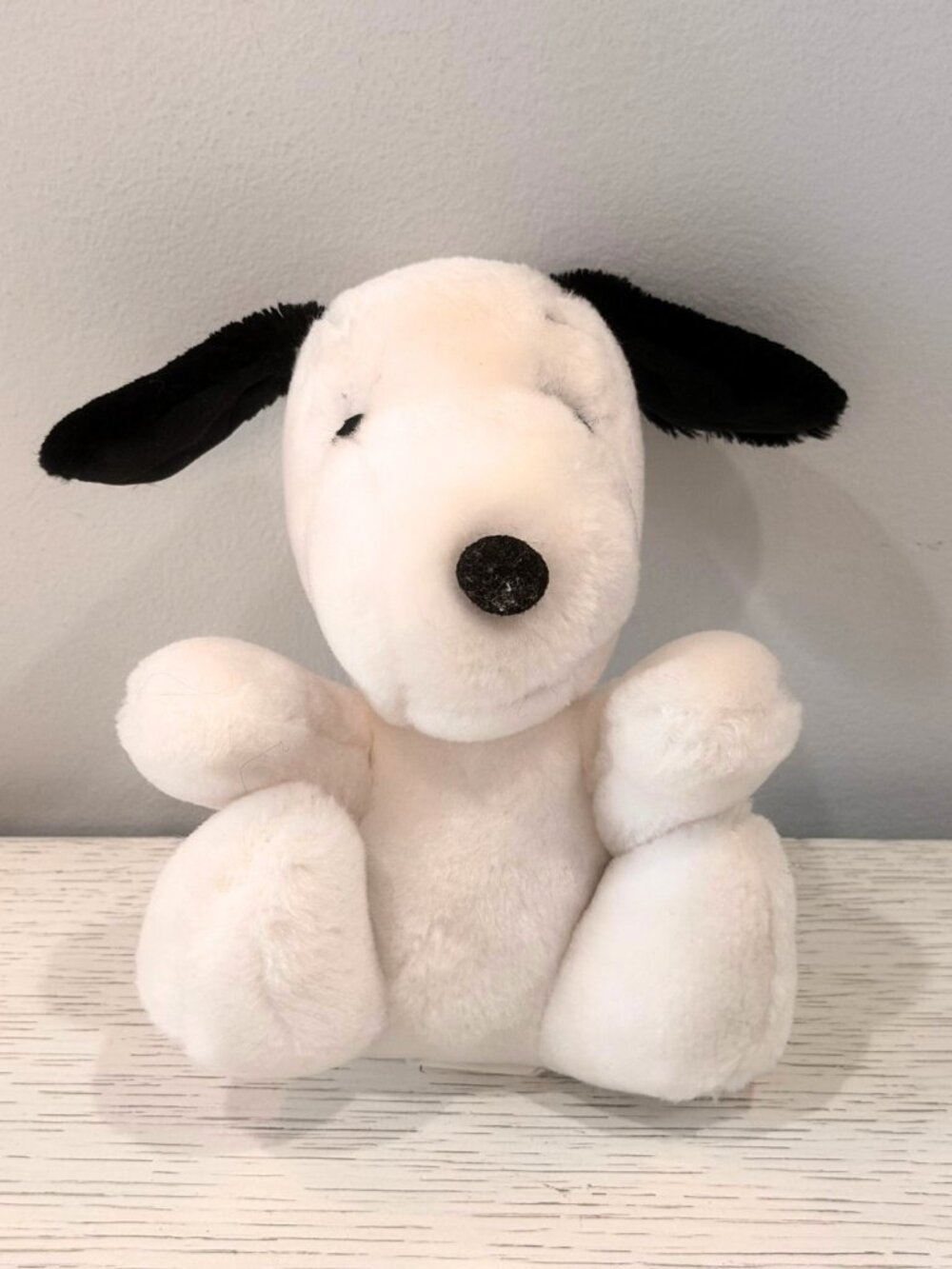Vintage 1968 Snoopy Plush Stuffed Animal United Feature Syndicate Peanuts 6"